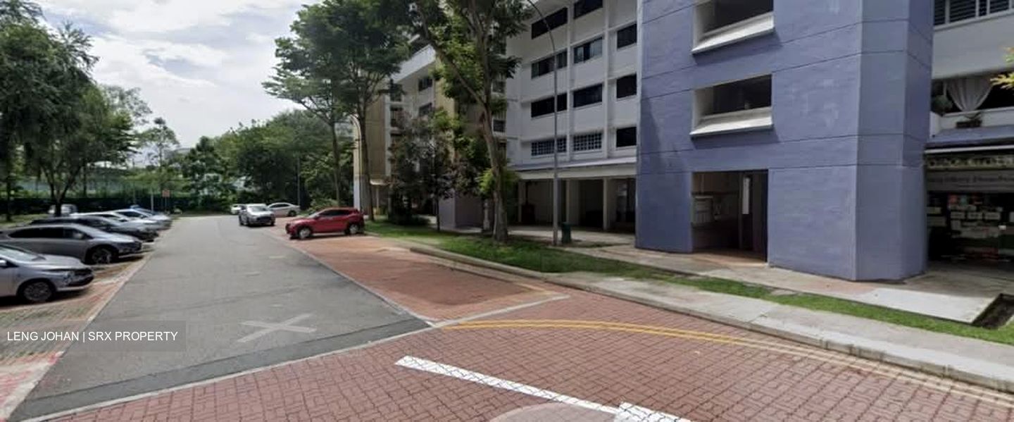 Jurong West Street 42 (D22), Shop House #554075251